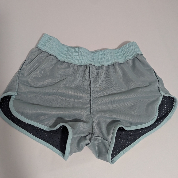 C9 by Champion DuoDry Gray and Light Blue Shorts Women's Size Medium - Picture 6 of 8